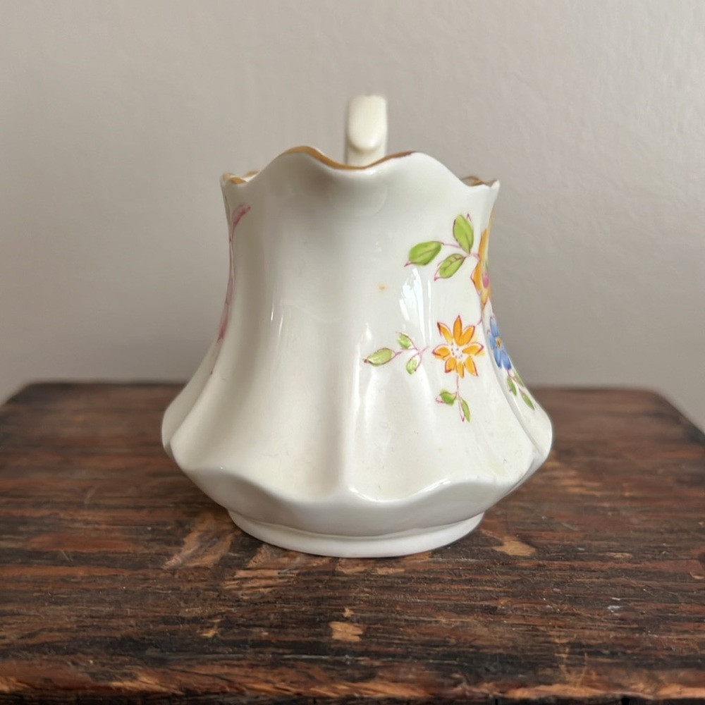 VTG | English Fine China Creamer - Picture 5 of 7